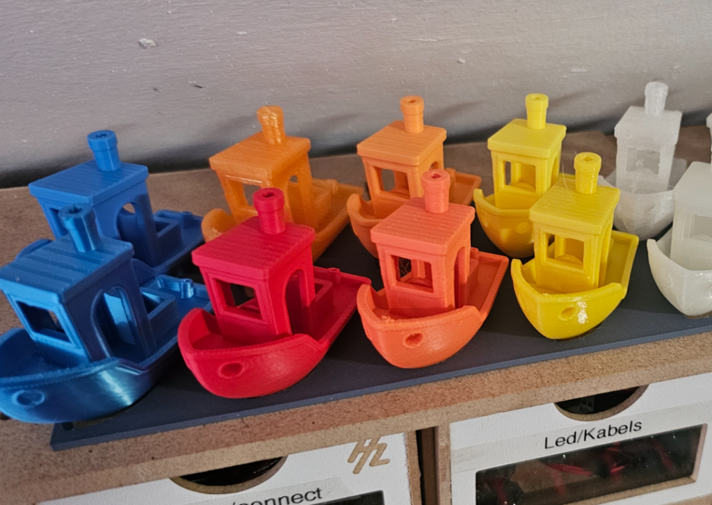 Benchy stand