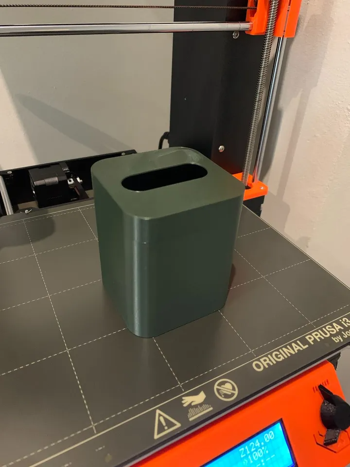 Small tabletop bin