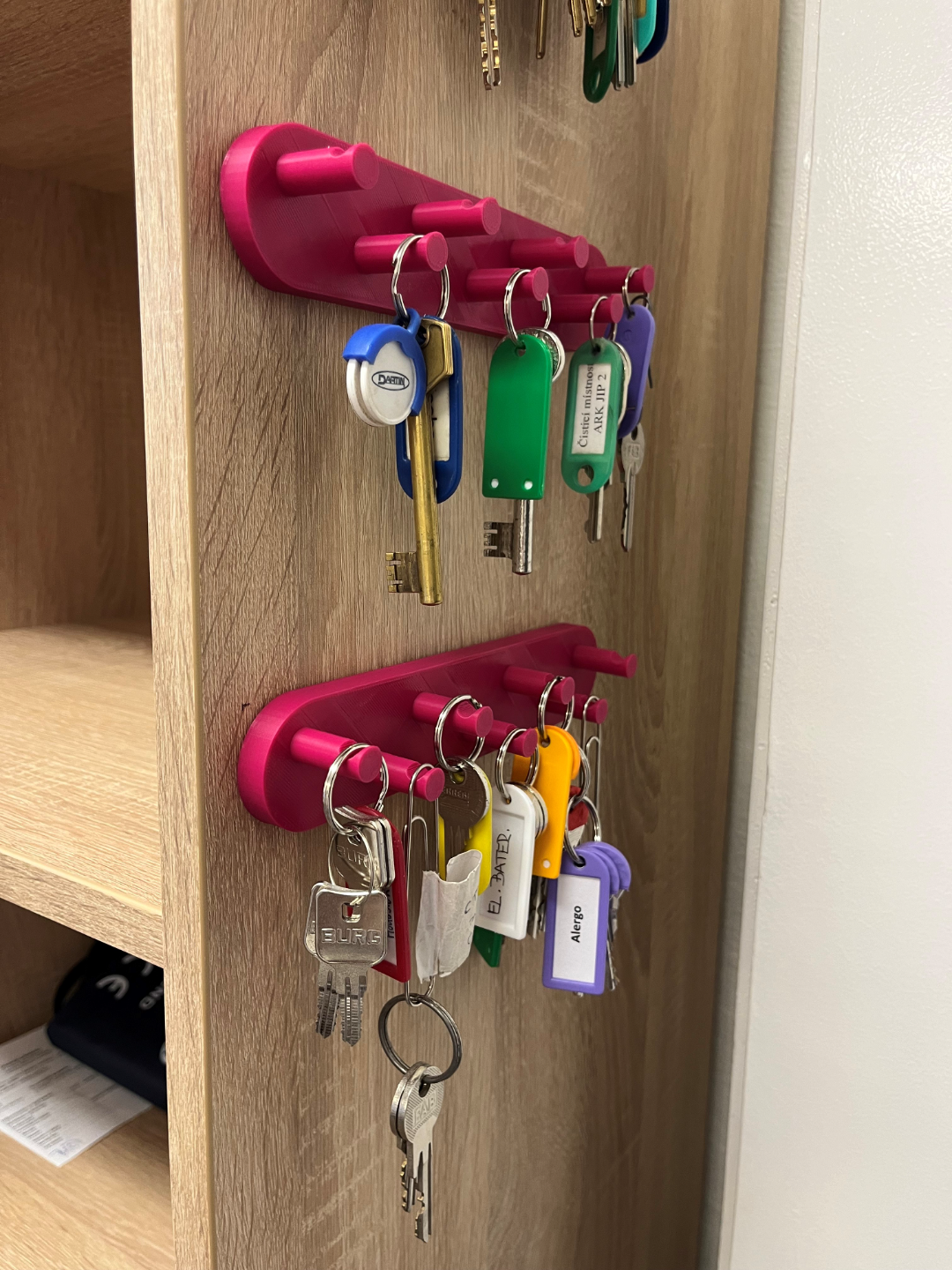 Key holder - screw