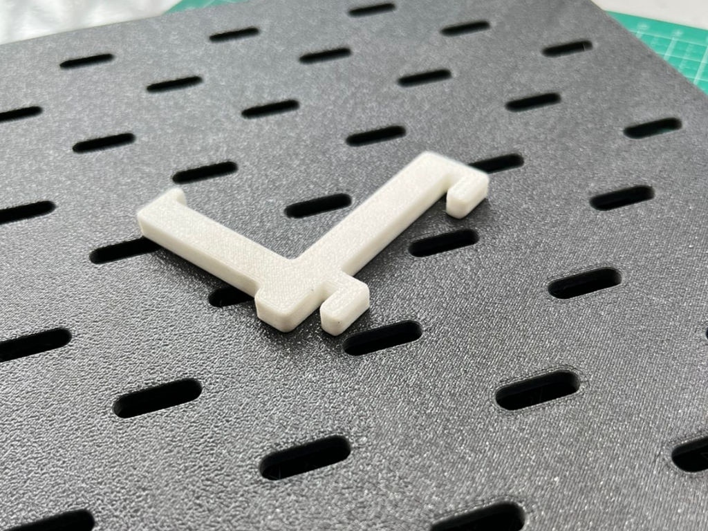 Pegboard flat hook