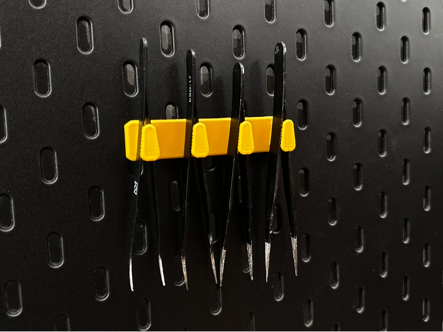 Skådis - Tweezer-Holder