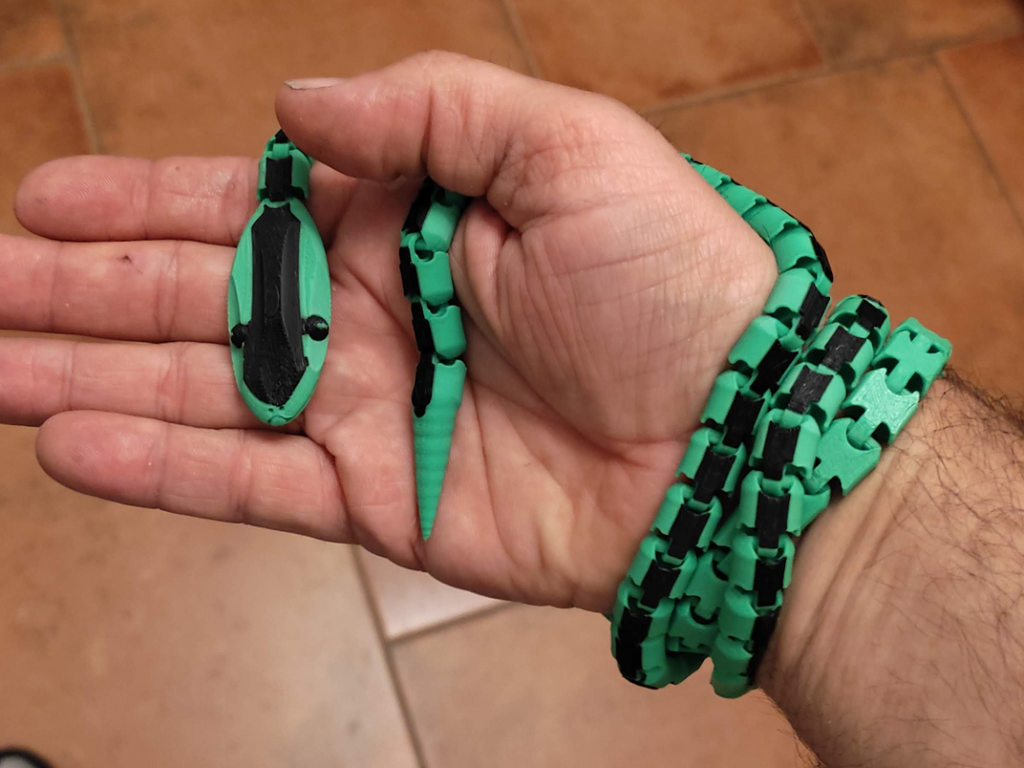 flexi snake 89cm