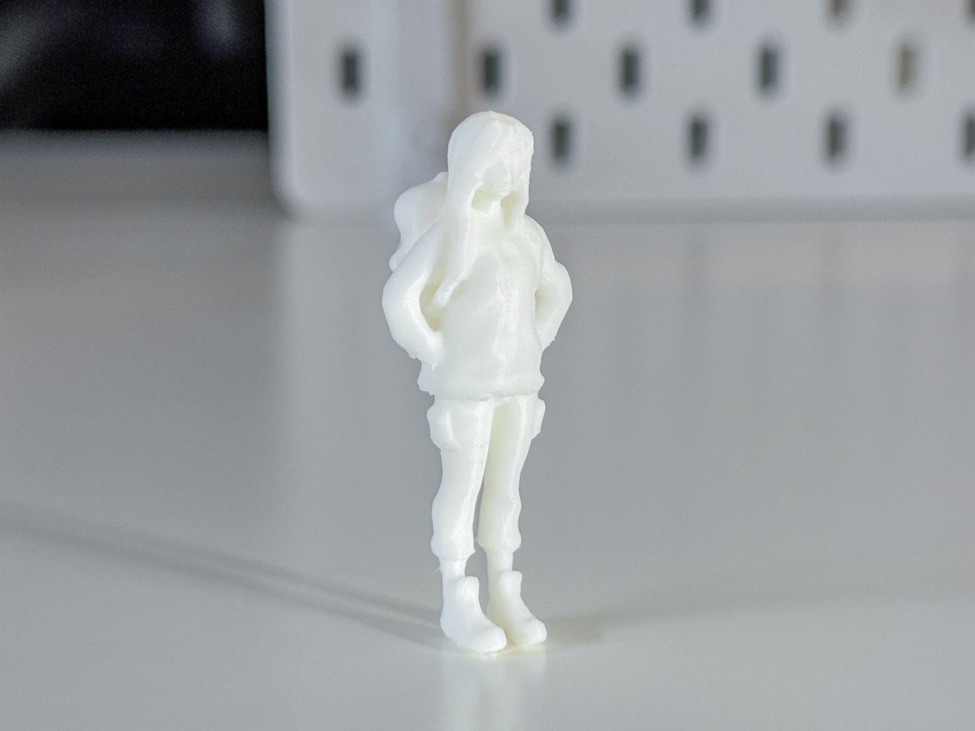 Miniature Girl/Student/Tourist for your Diorama