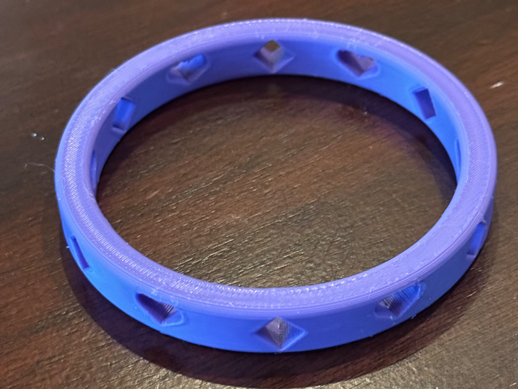 Girl's bracelet with hearts and diamonds