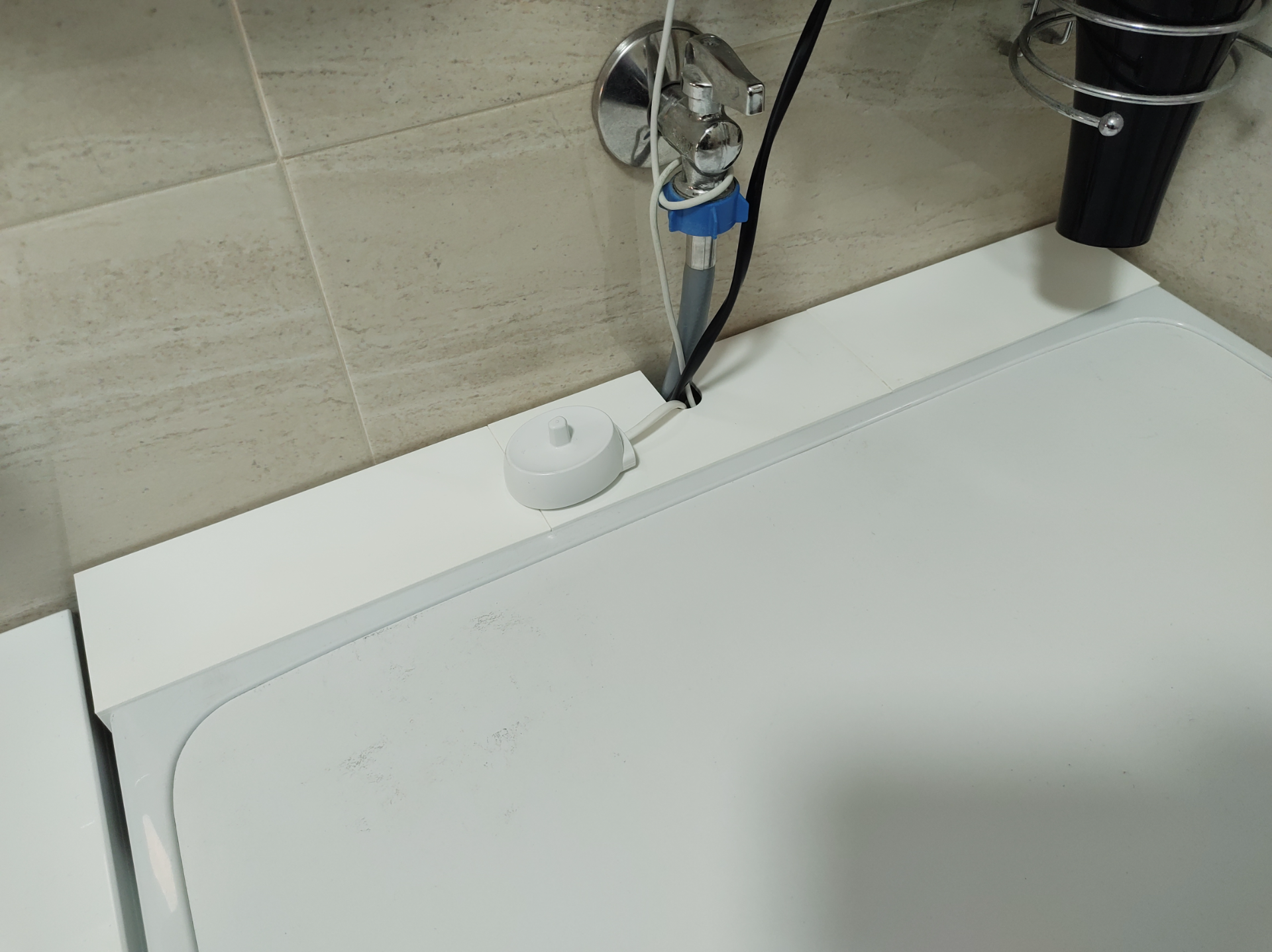 Washing machine shelf