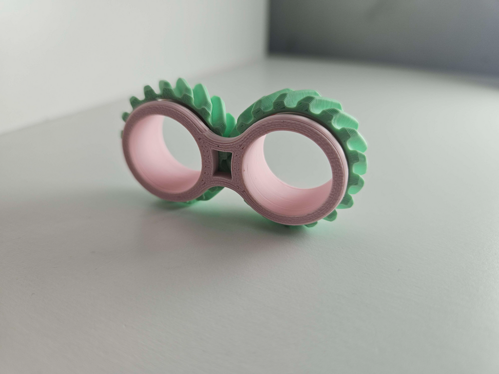 fidget gear ring remix (click in place!)