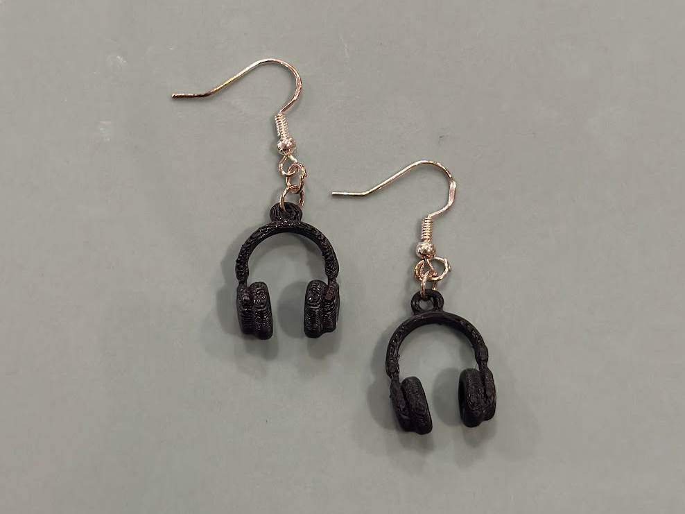 Headphone charm
