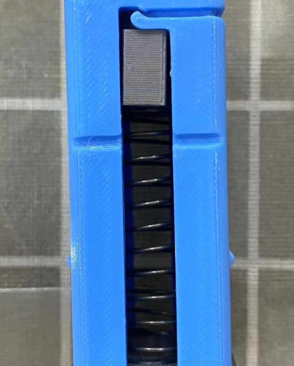 TEC-9弹夹改弹簧