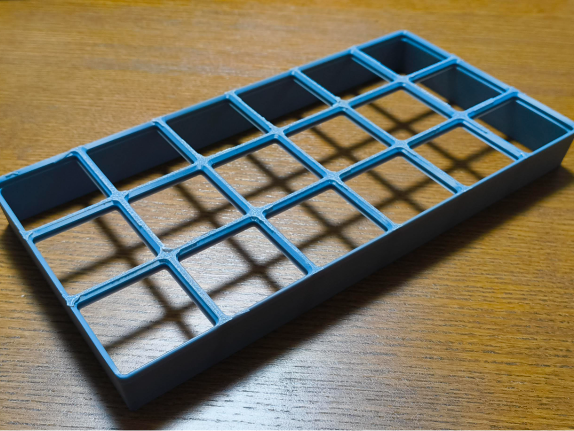 Alzatina per set giraviti gridfinity 3x6