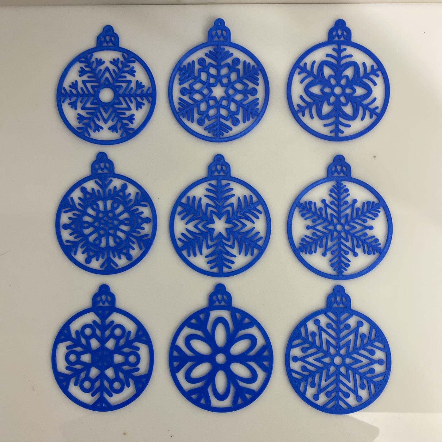 9 Christmas Balls Ornaments For your decor.