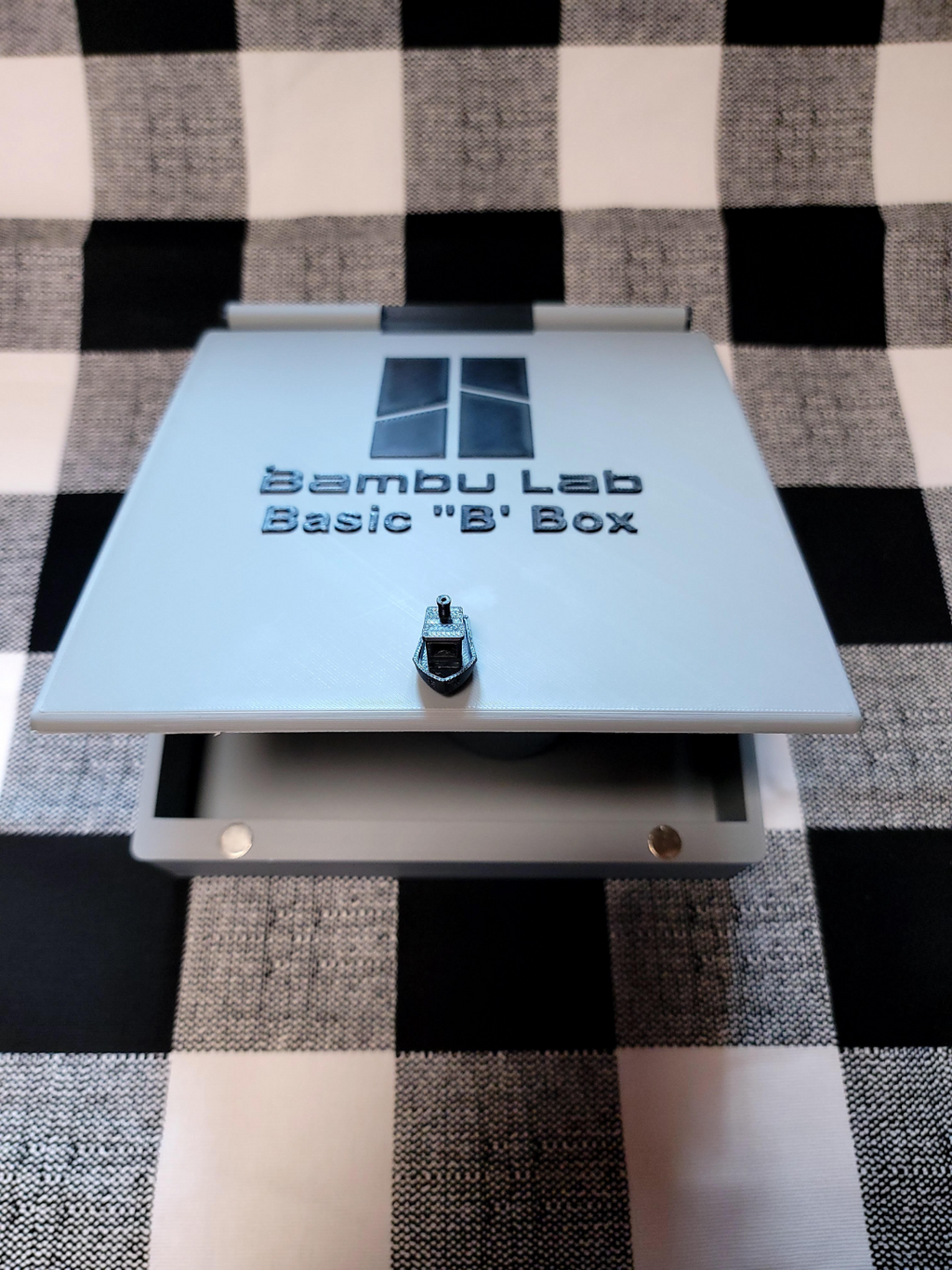 Basic *Bambu* Box w/ benchy knob