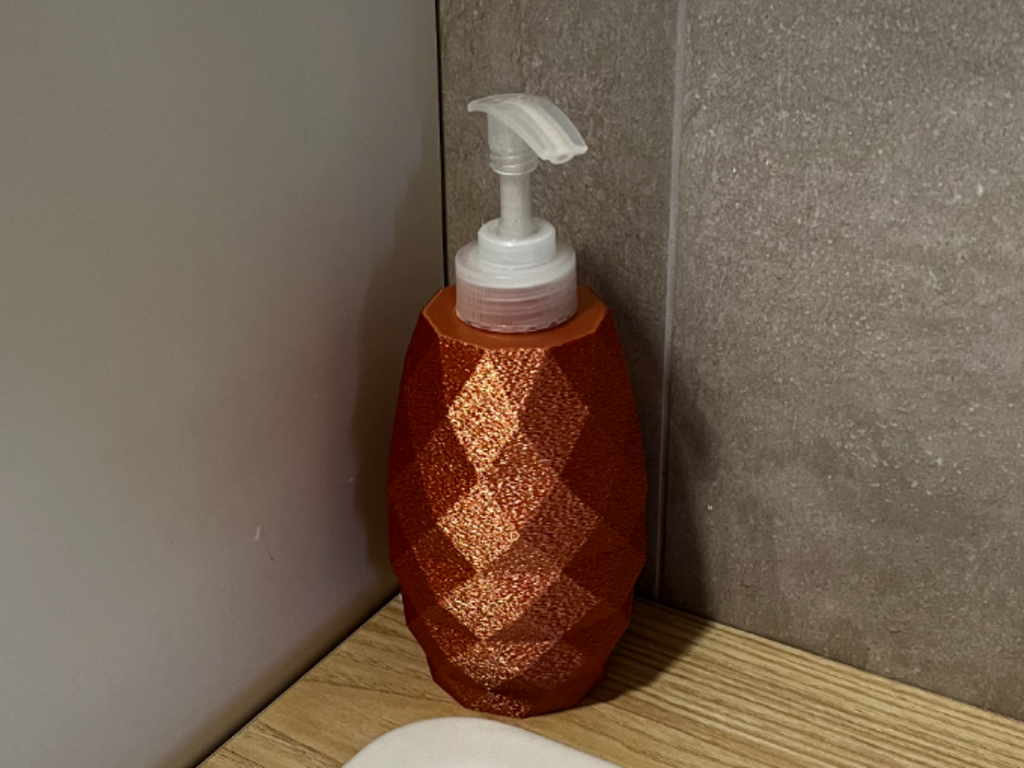 Soap dispenser body
