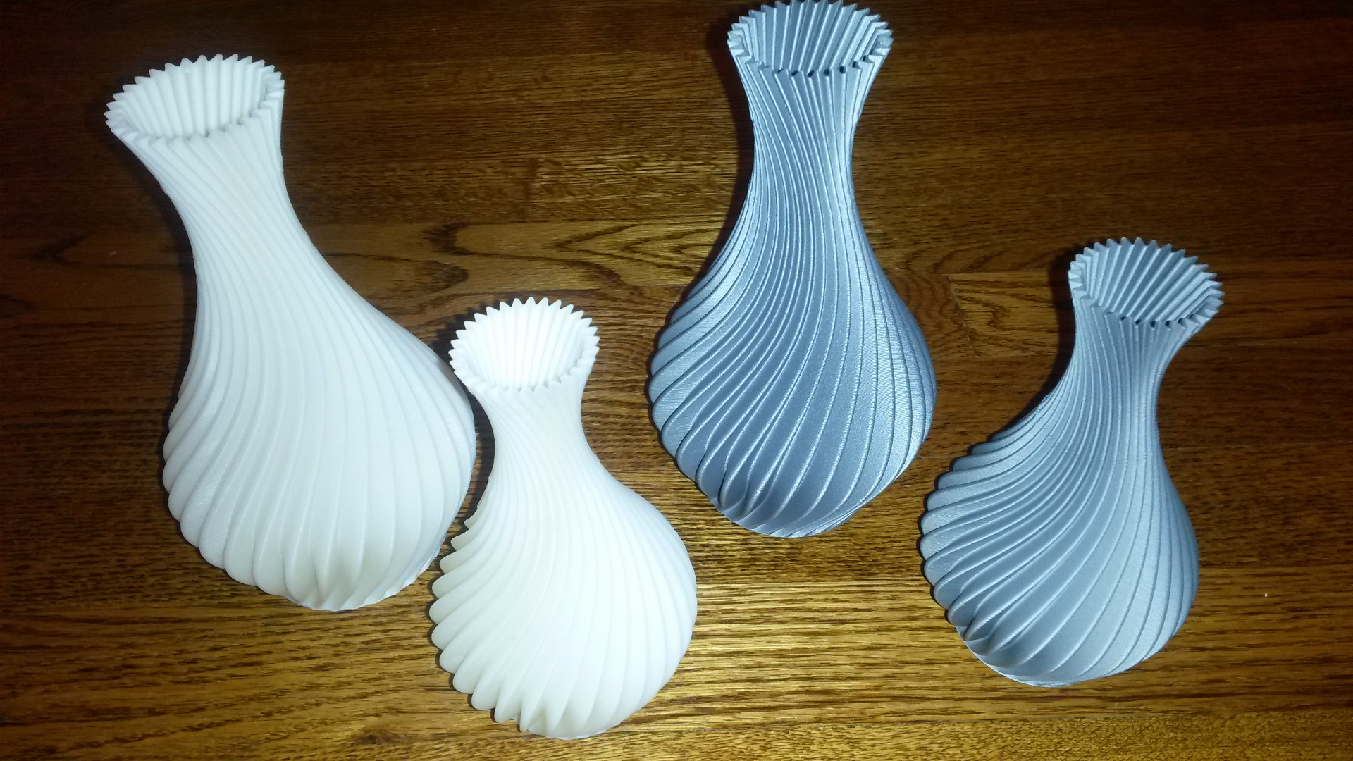 Spiral deco vase