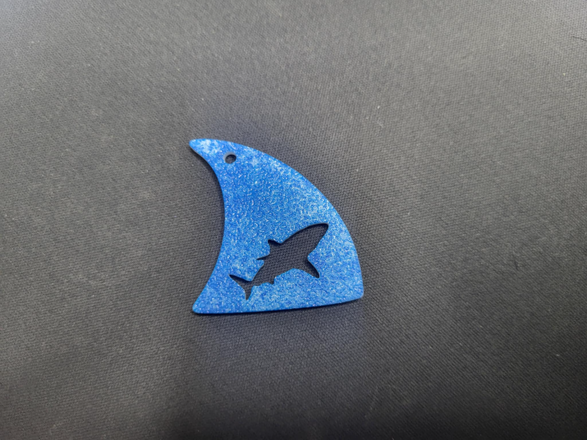 sharkfin keychain