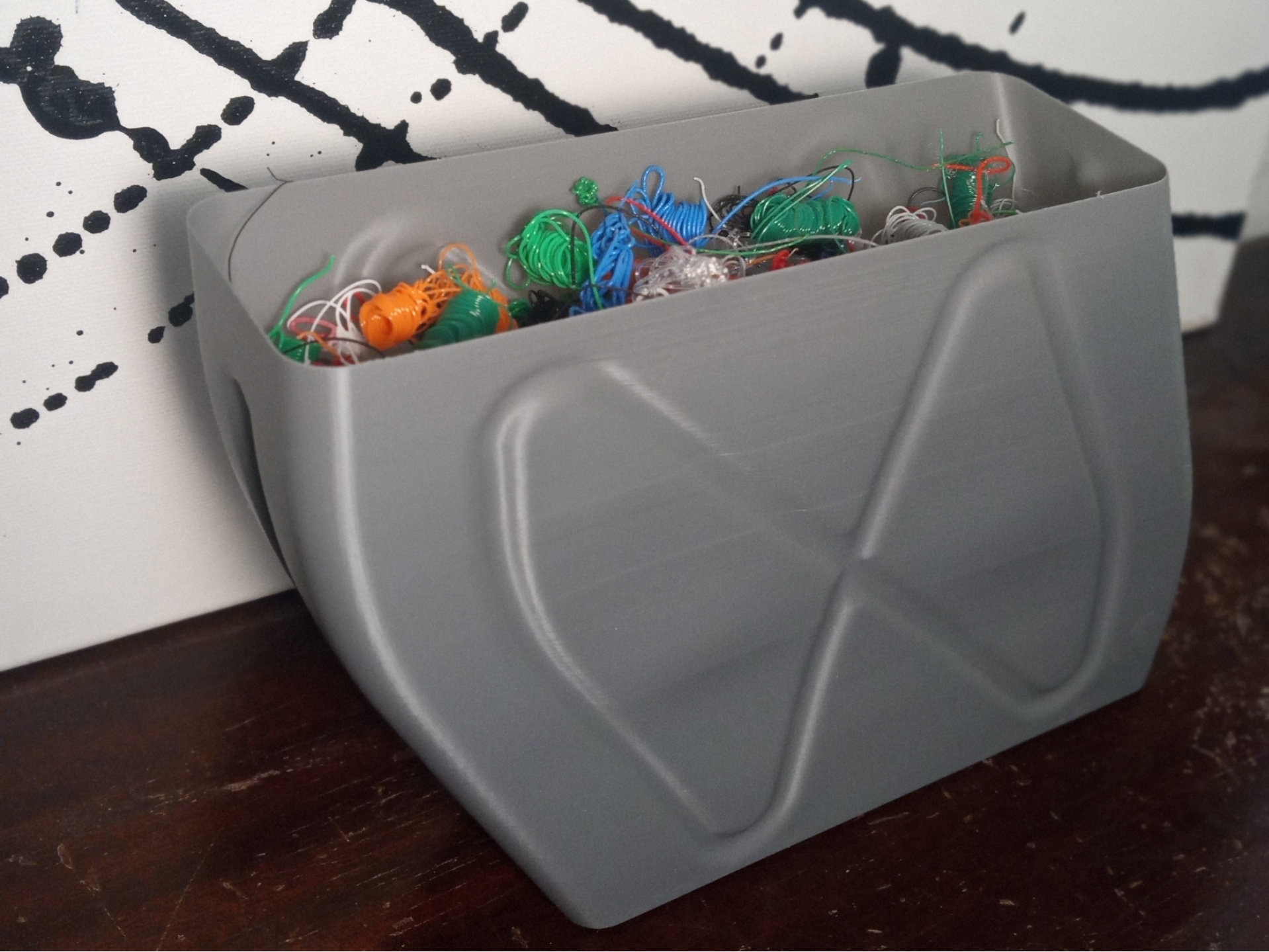 Slim purge bin vase mode