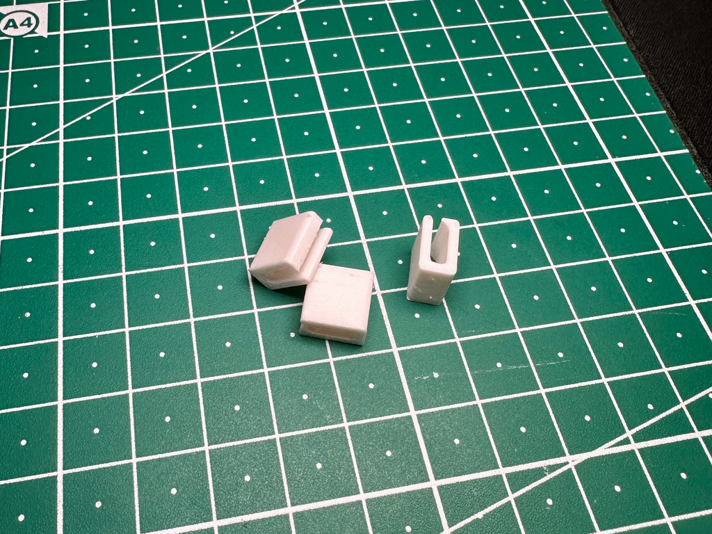 Flat LAN cable clips/mounts