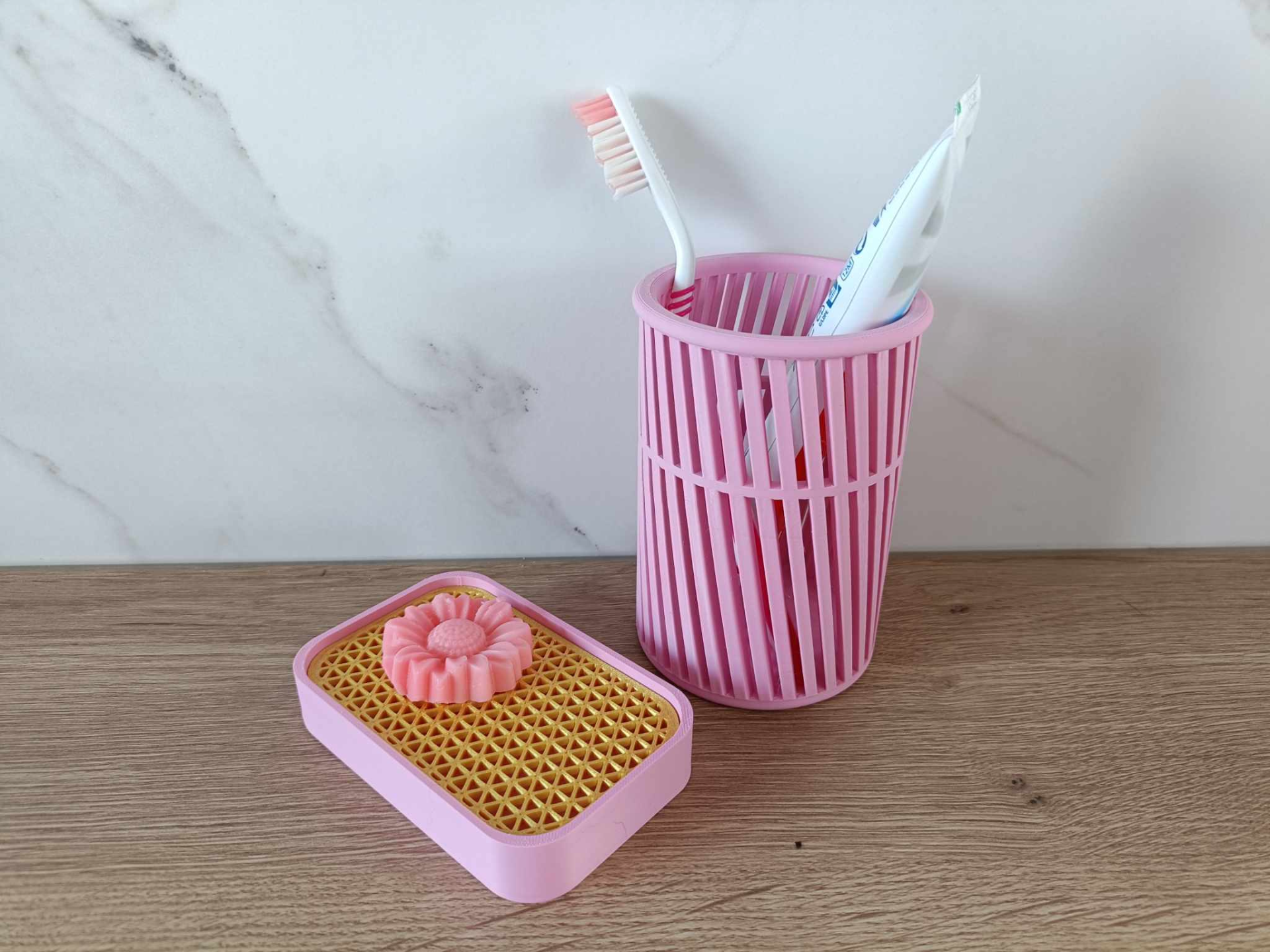 Bathroom set - soap dish & cup