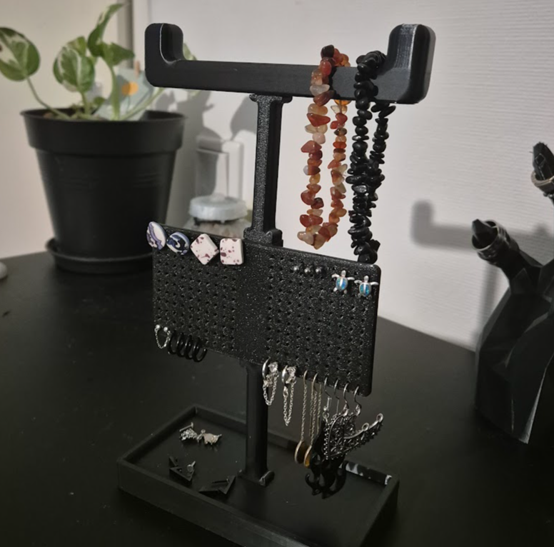 jewelry holder