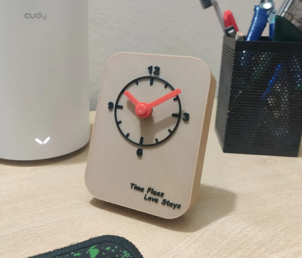 Minimalist Table Clock