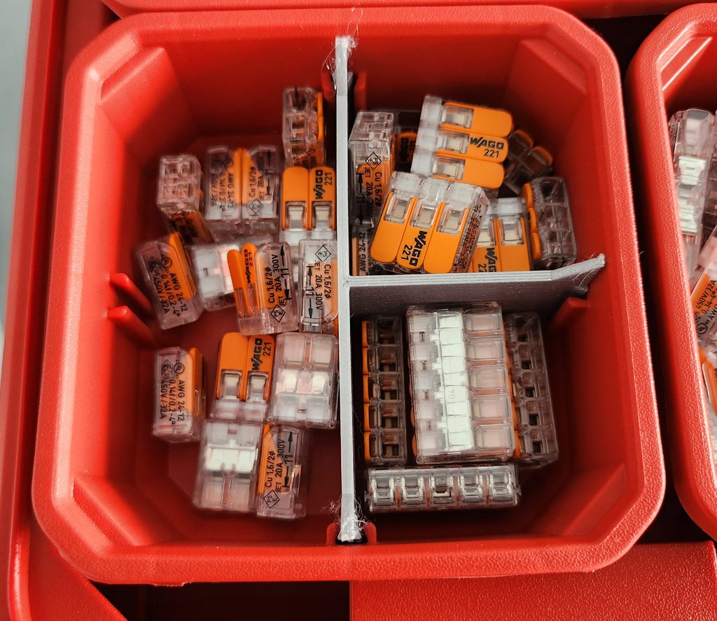 Packout low profile small bin T divider