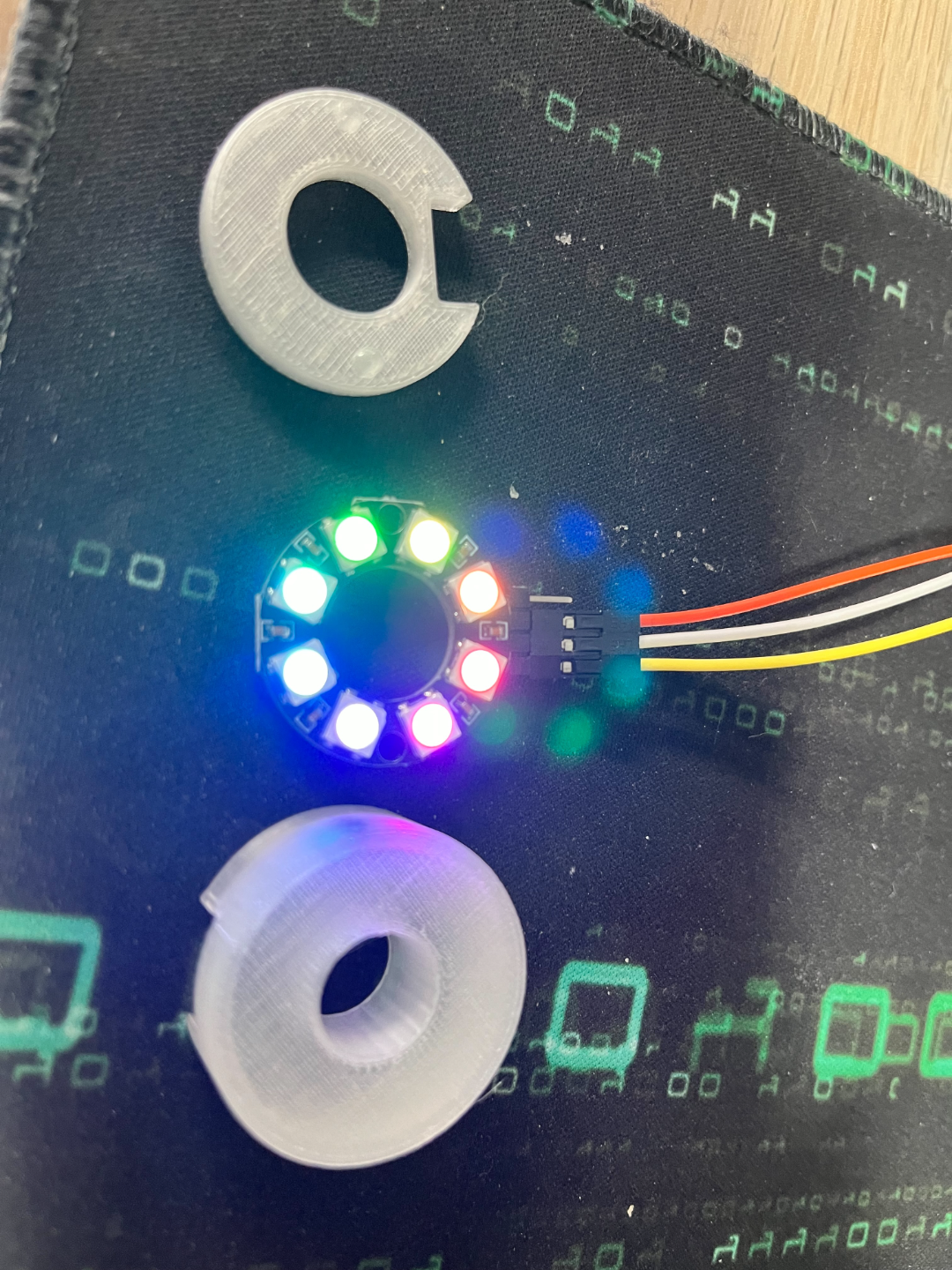 Neopixel and WS2815 8-LED ring holder and diffuser