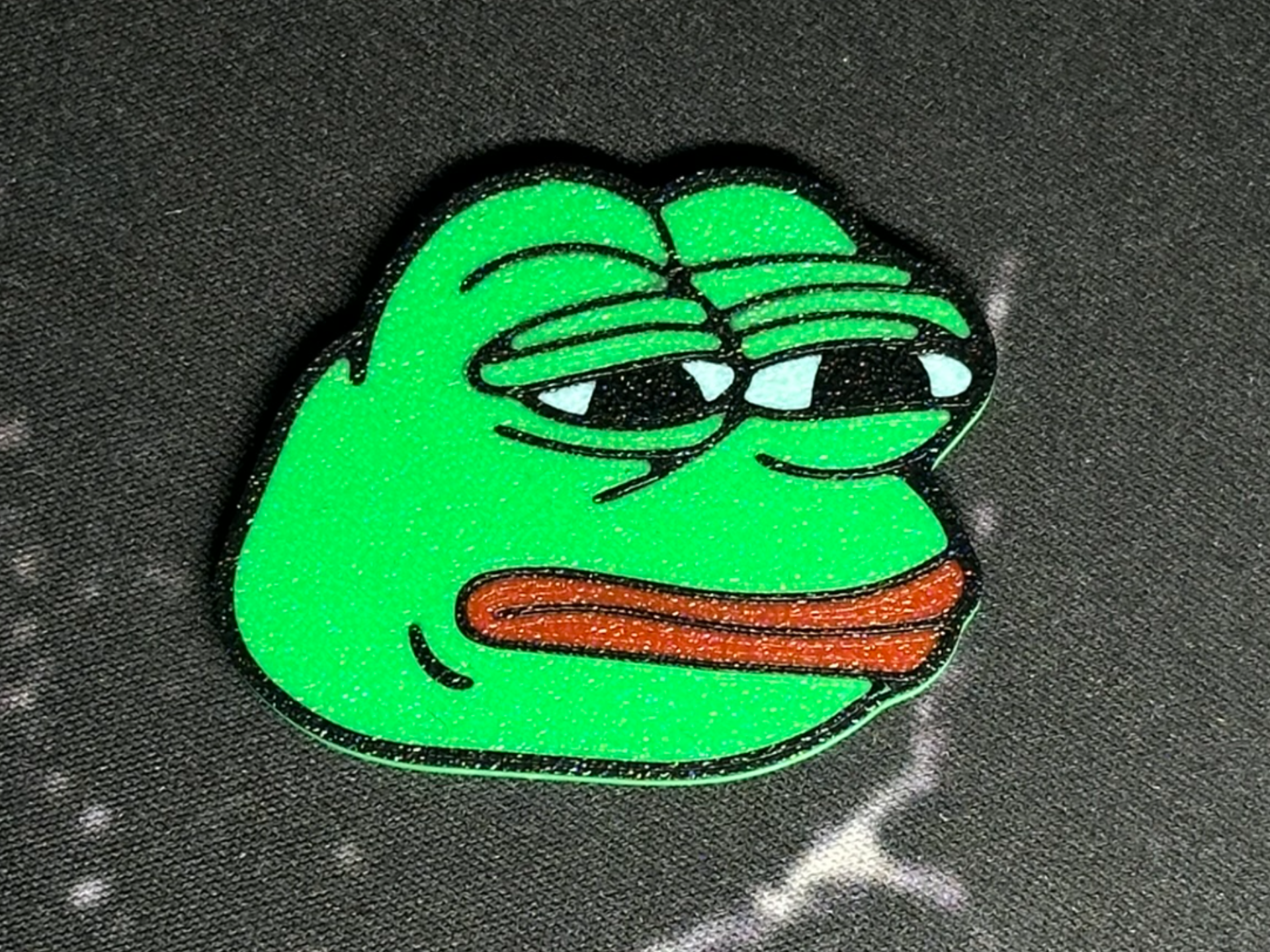 PEPE - Sad meme frog keychain