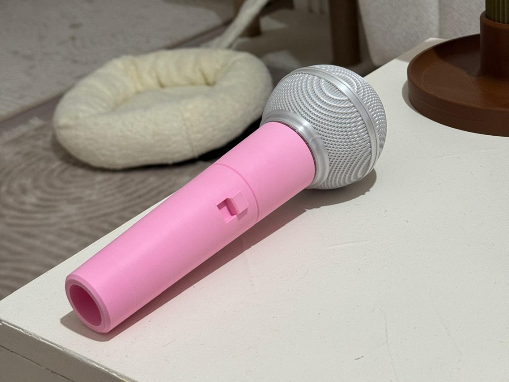 Microphone
