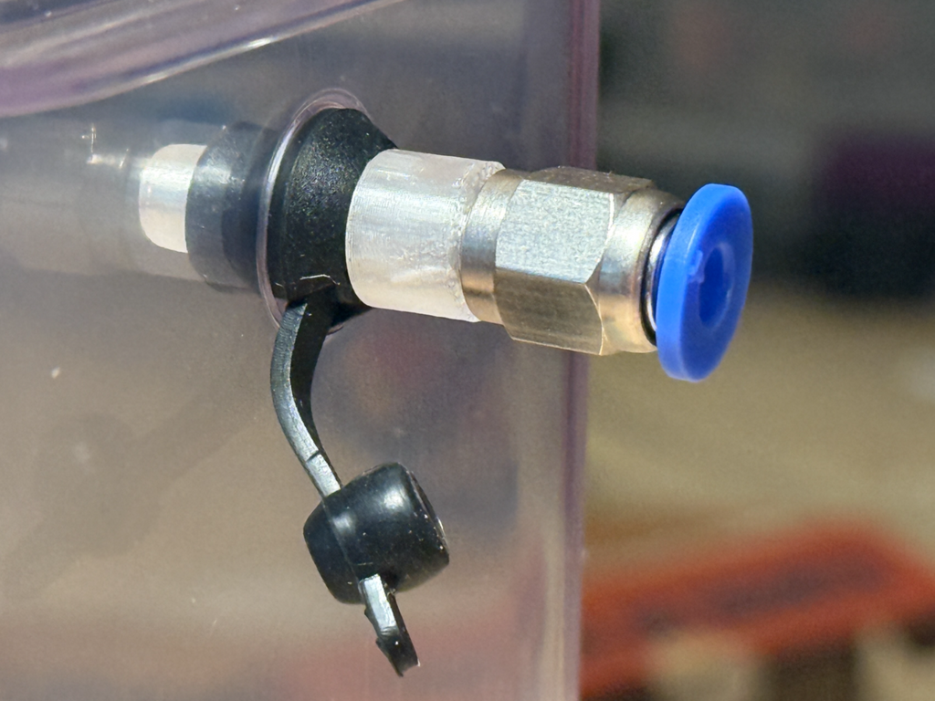 M10 Push-to-Connect Fitting Adapter for PolyDryer
