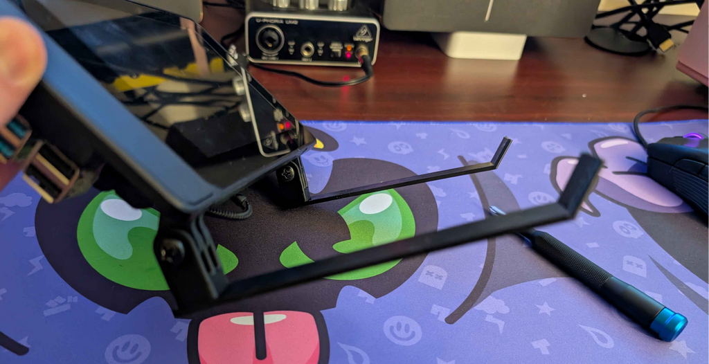 Raspi 7 Inch screen rail connectors for Neo65