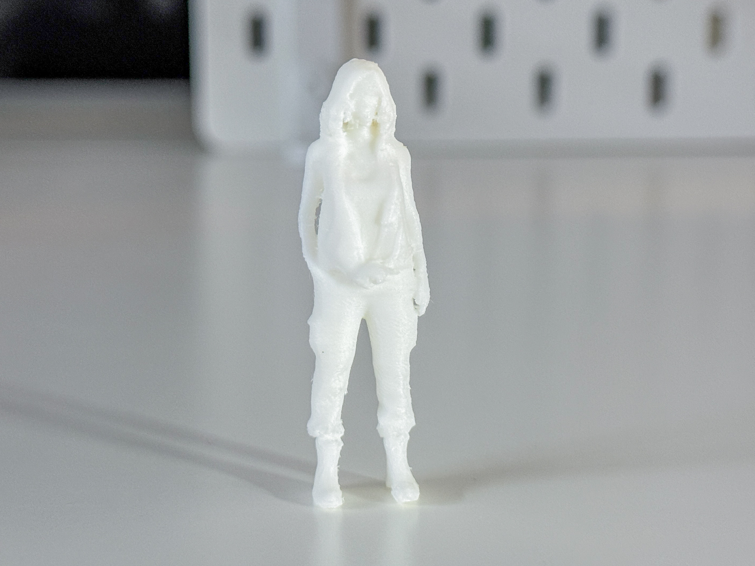 Miniature Woman/Tourist/Soldier for your Diorama