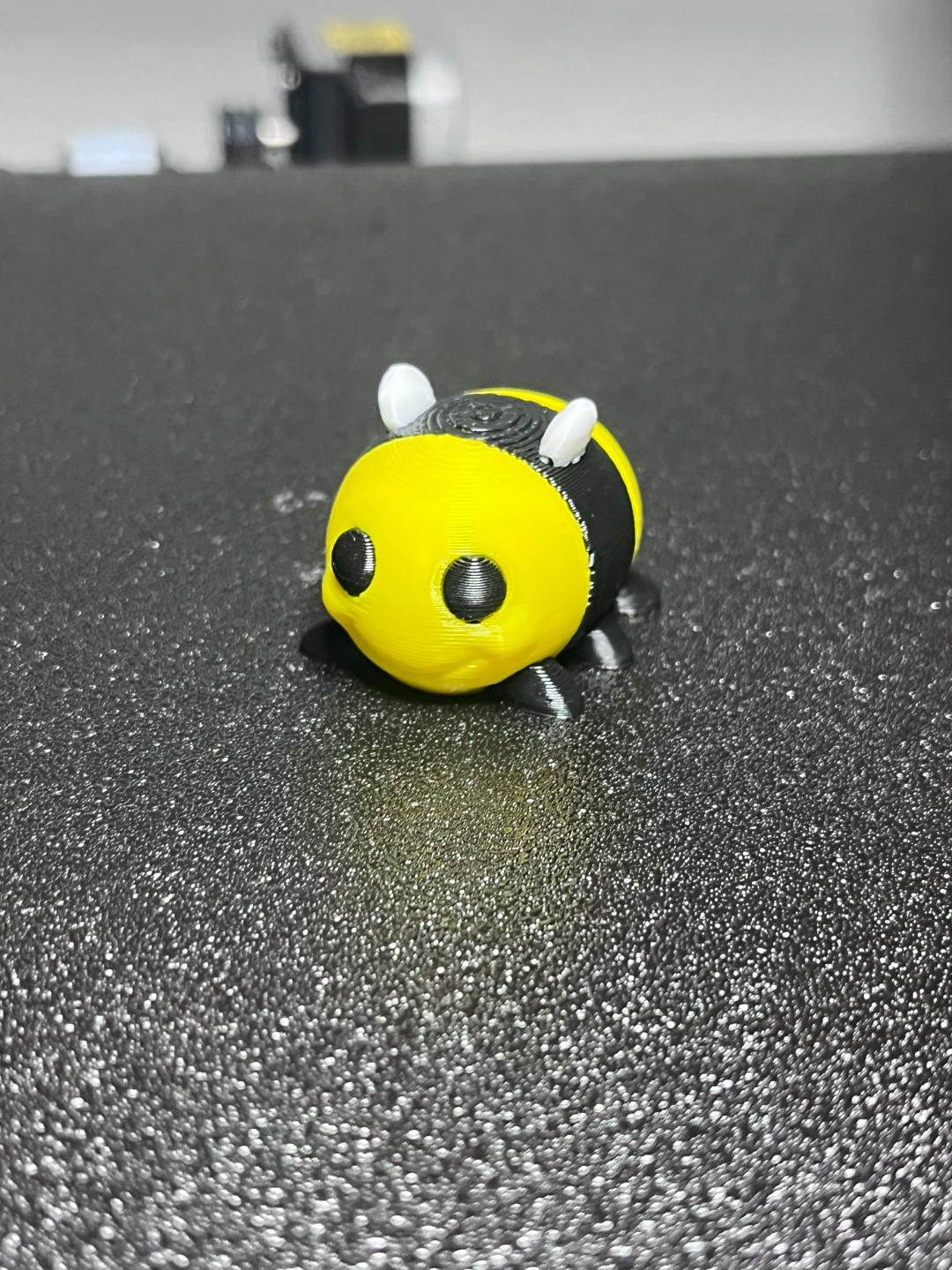 CUTE MINI BEE