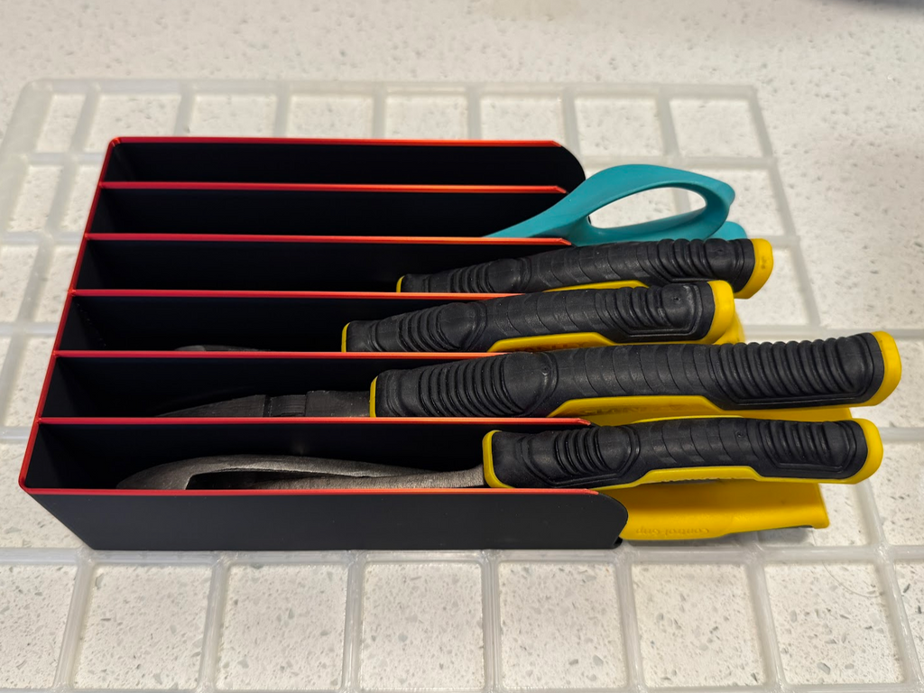 Gridfinity Pliers Bin for A1 Mini