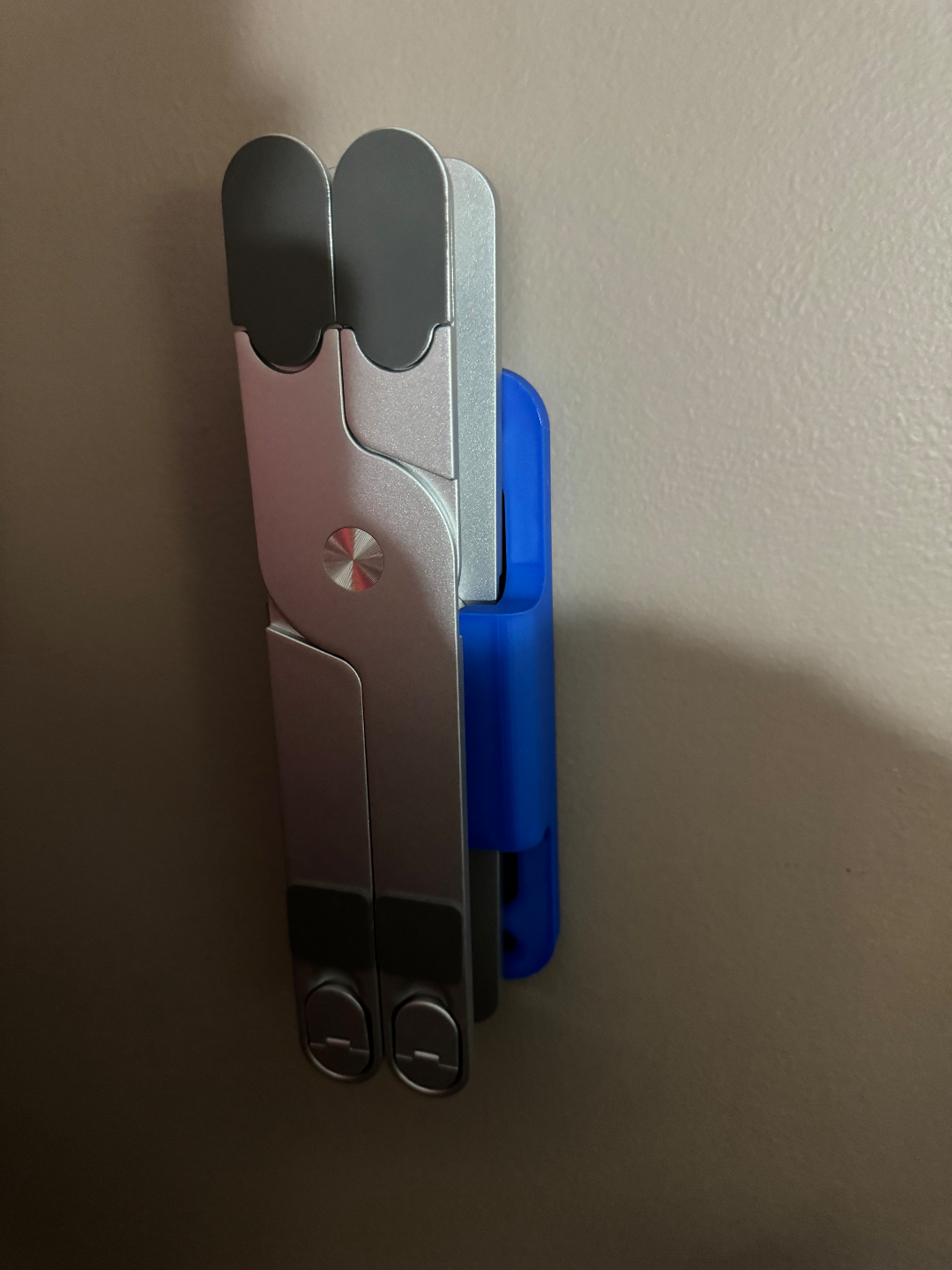 Laptop Stand Wall Mount
