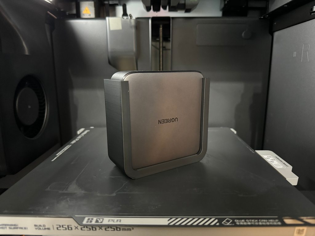 Ugreen Nexode 200W Wall/Desk Mount