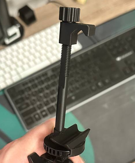 Phone holder for tripod
