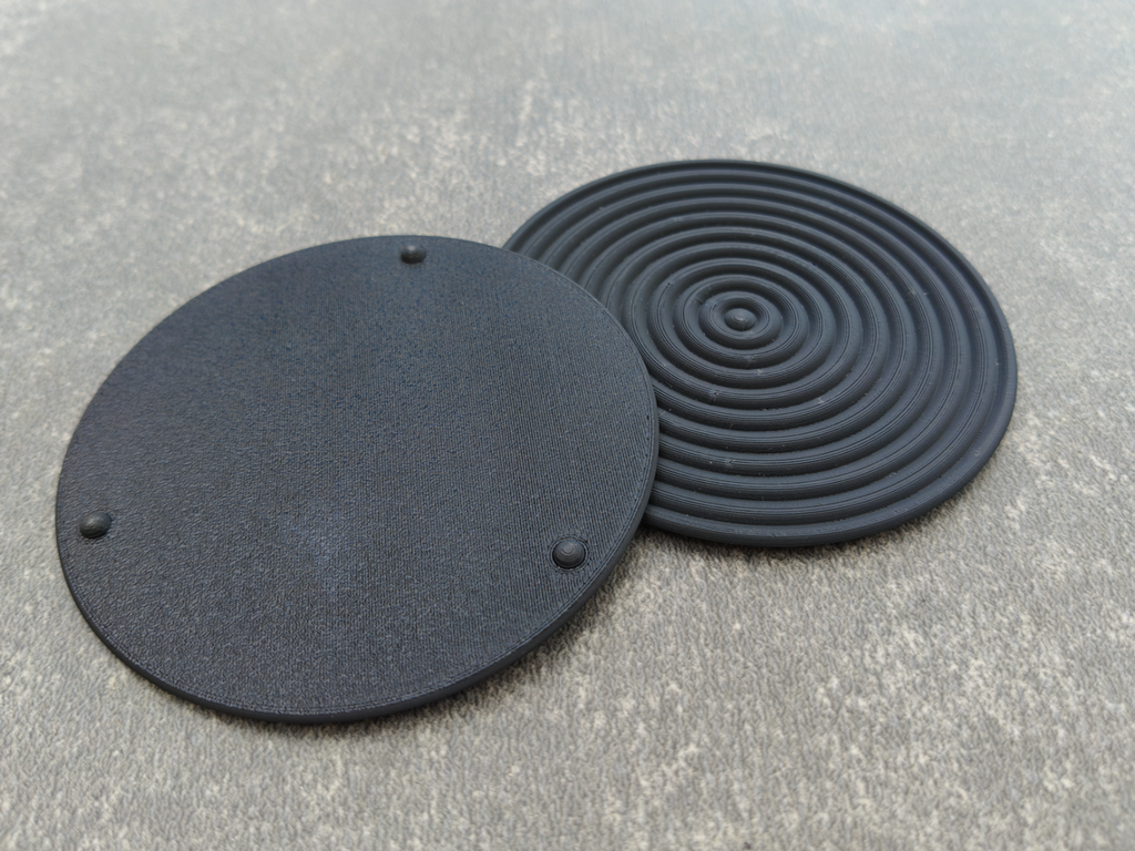 Stackable coaster with feet