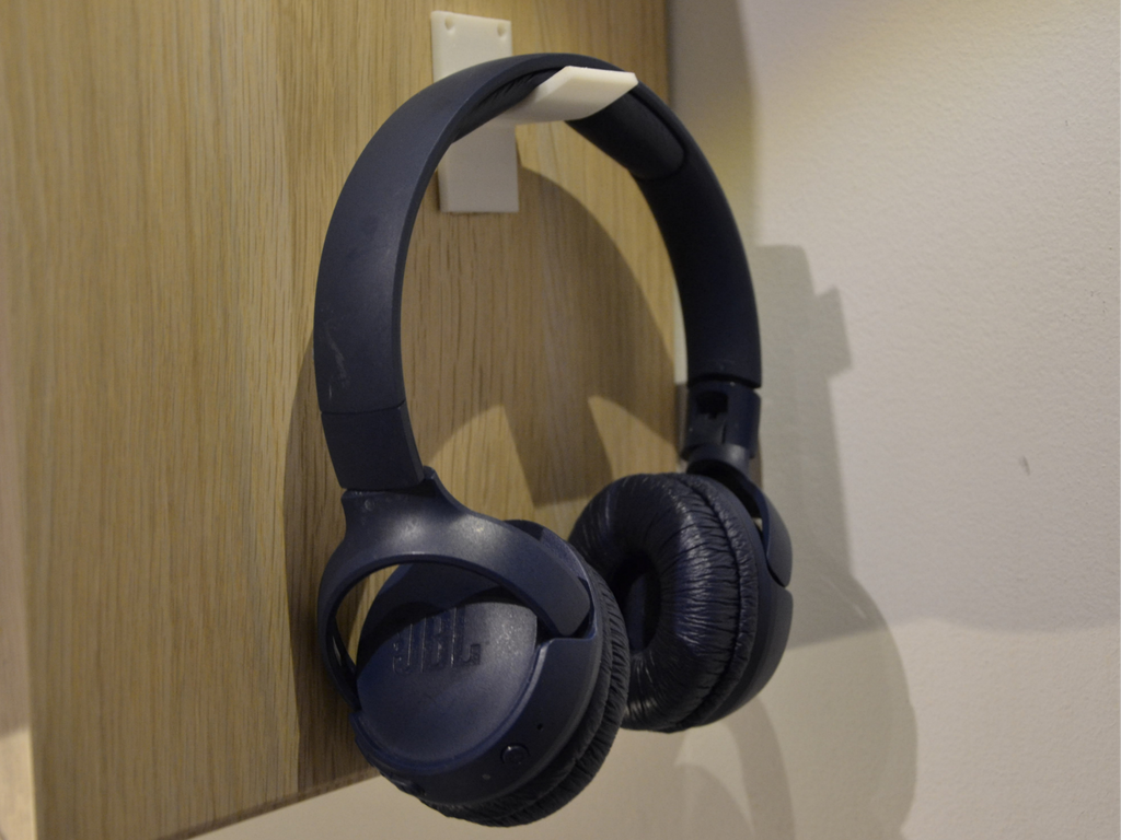 Wall-Mounted Headphones Holder