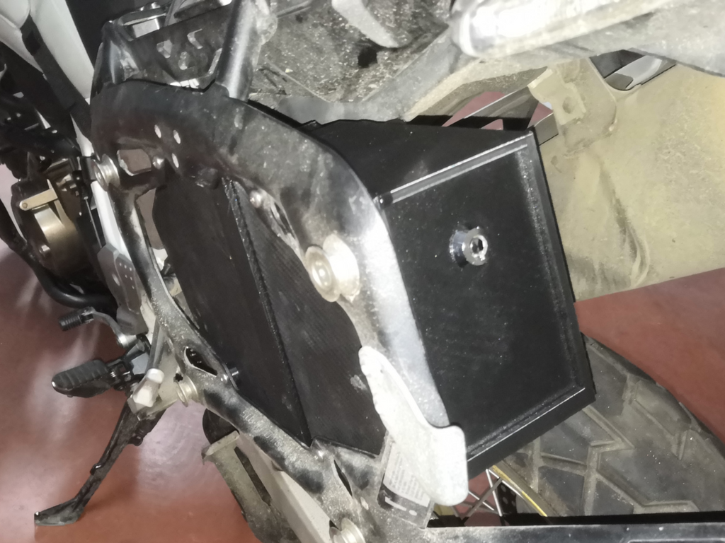 Caja de herramienta para moto y soporte SW-Motech