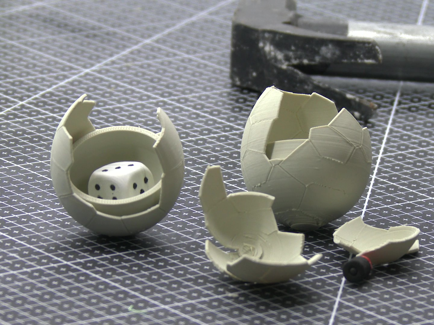 breakable Easter egg with cracks