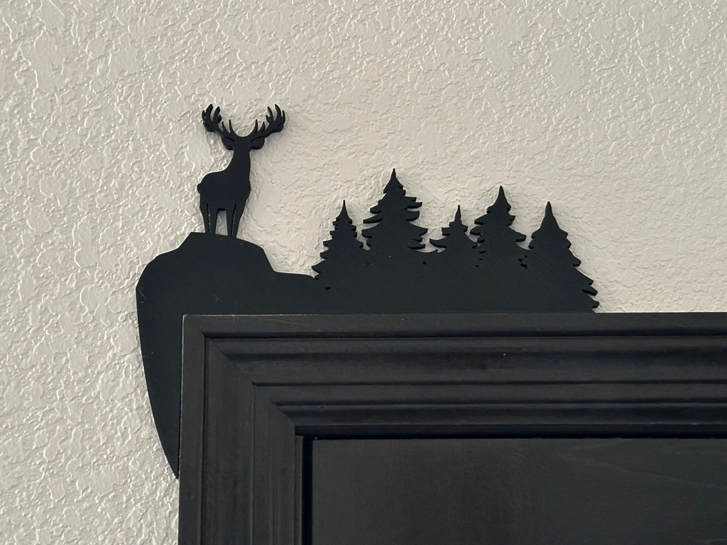 Deer Scenic Door Corner