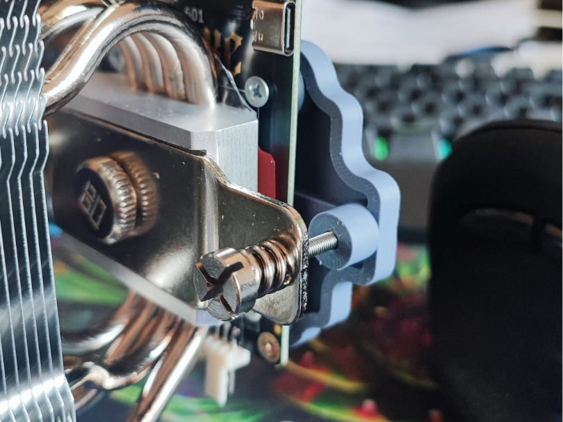 Bitaxe Gamma 601 heatsink support