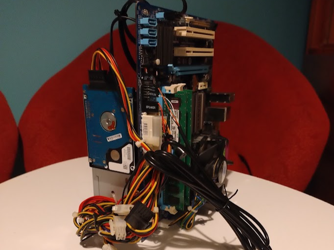 Minimalist Open Frame for PC Components