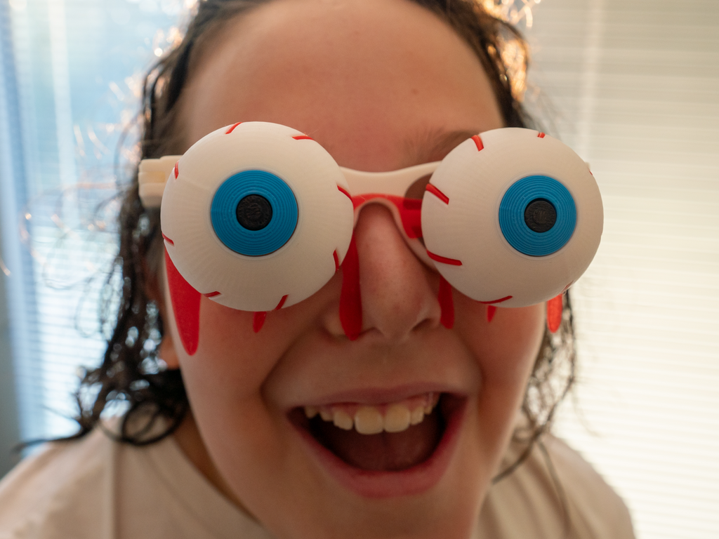 Halloween bloodshot eyes glasses