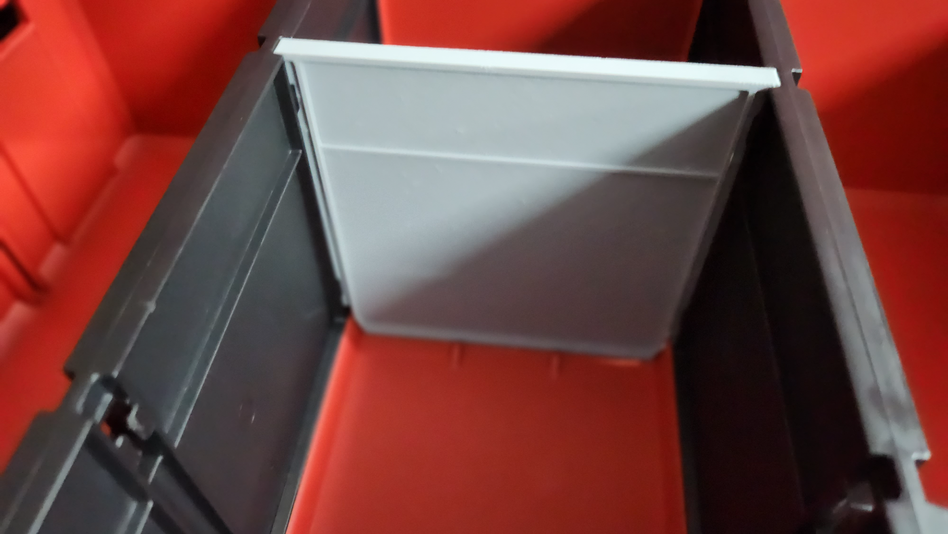 Short divider for 2-drawer Milwaukee Packout toolbox