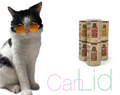 The can lid keeps the cat food fresh
