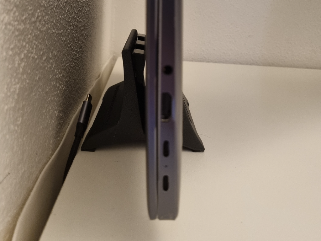 Laptop stand spacer
