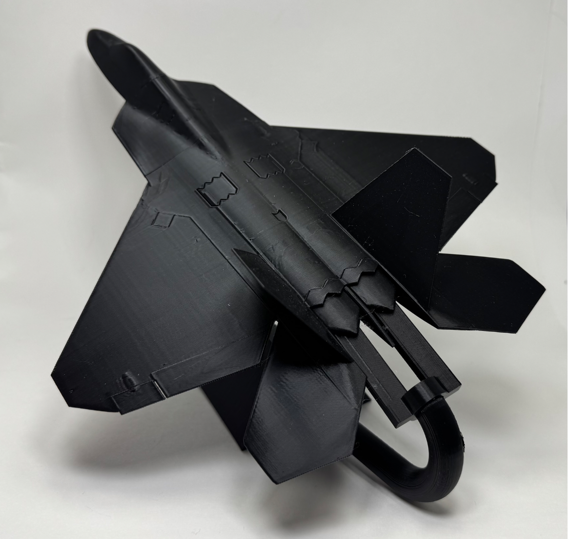 F22 with Removable Stand