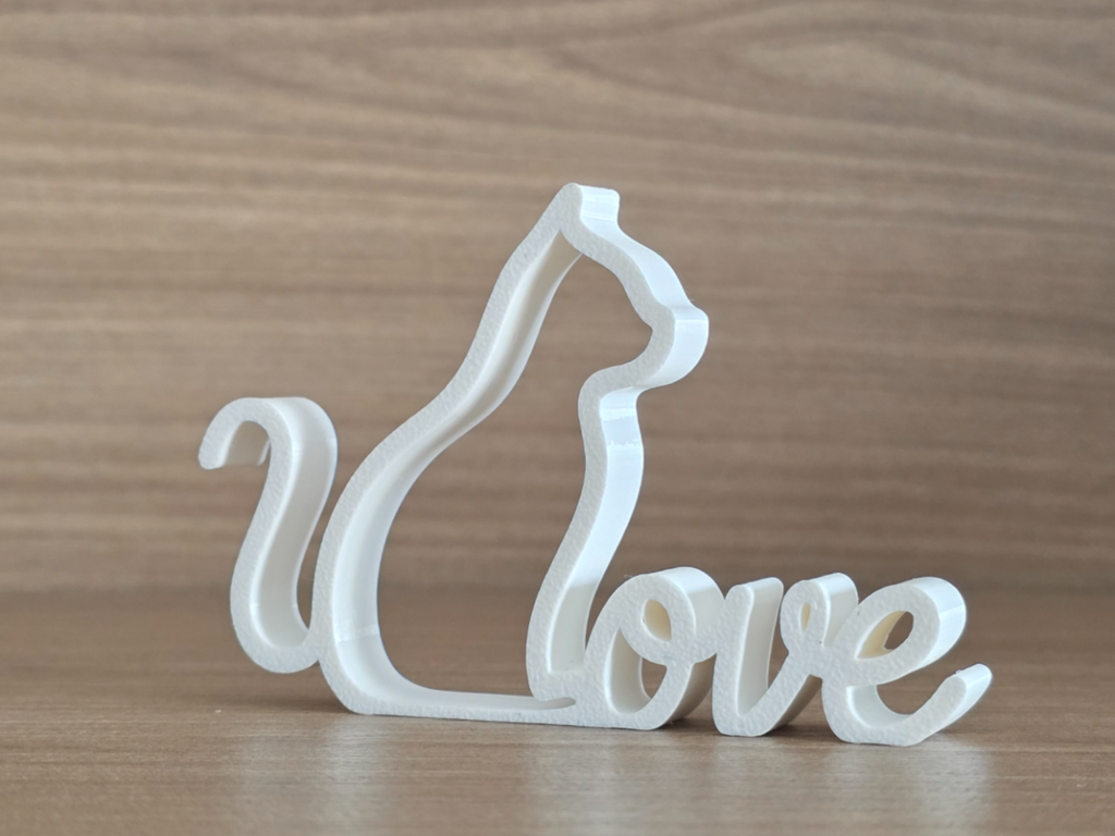 Love Cat – Minimalist Decorative