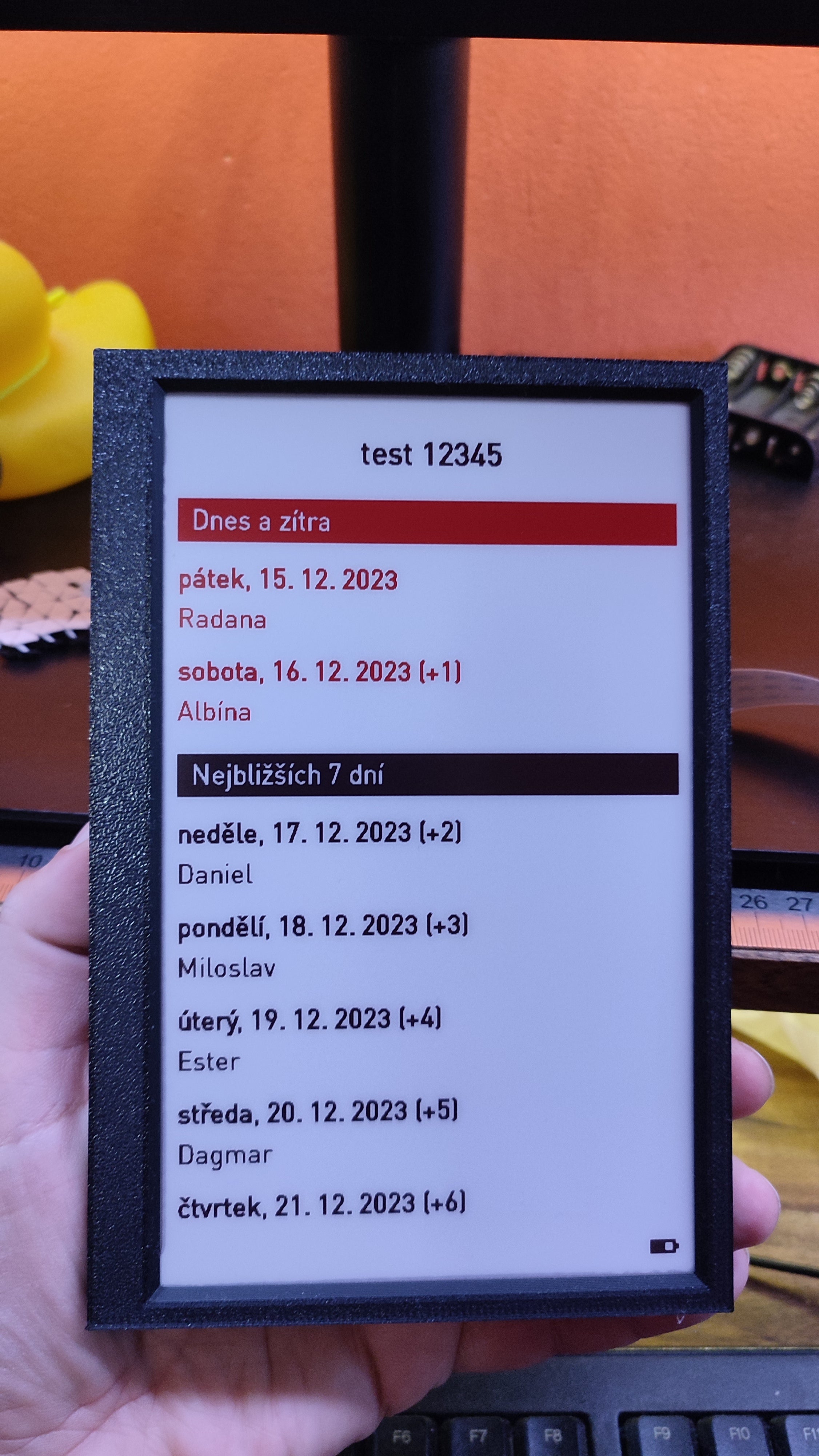 7.5" ePaper frame printable on A1 Mini (side <= 180mm)