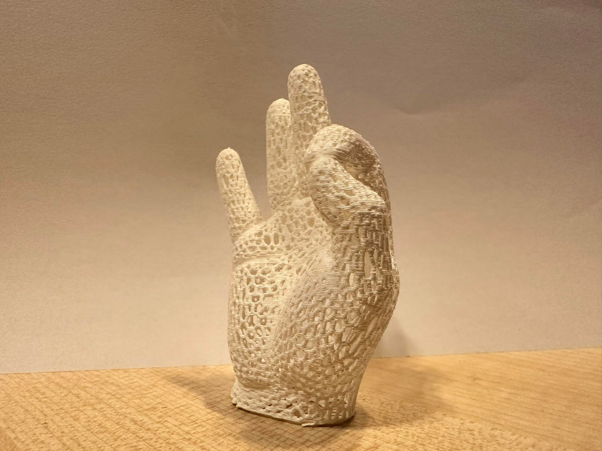 Bionic OK Hand - Voronoi